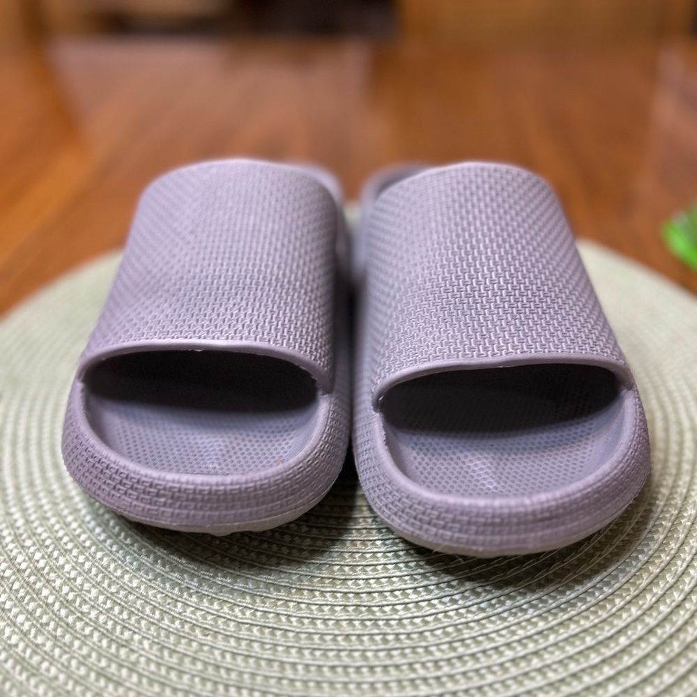 Women's Gray Slide Sandals - Picture 3 of 10